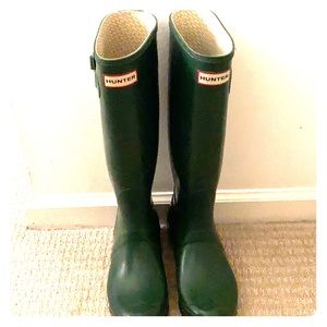 Iconic Tall Green Hunter Boots Size 7